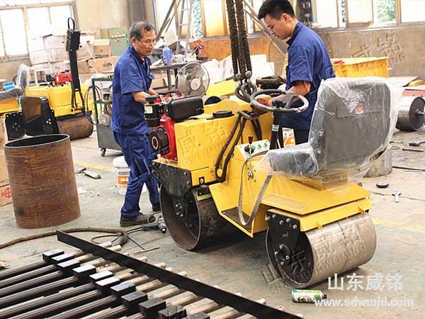 小型壓路機(jī)的裝配檢查工作具體內(nèi)容是什么